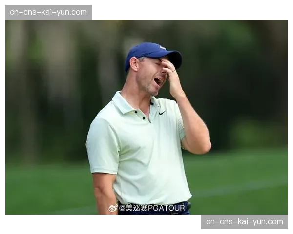 美国大师赛首轮因雷雨中断两次，霍兰与菲茨帕特里克暂列会馆领先